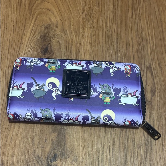 Loungefly Nightmare Before Christmas Purple Zip Wallet - Picture 1 of 4